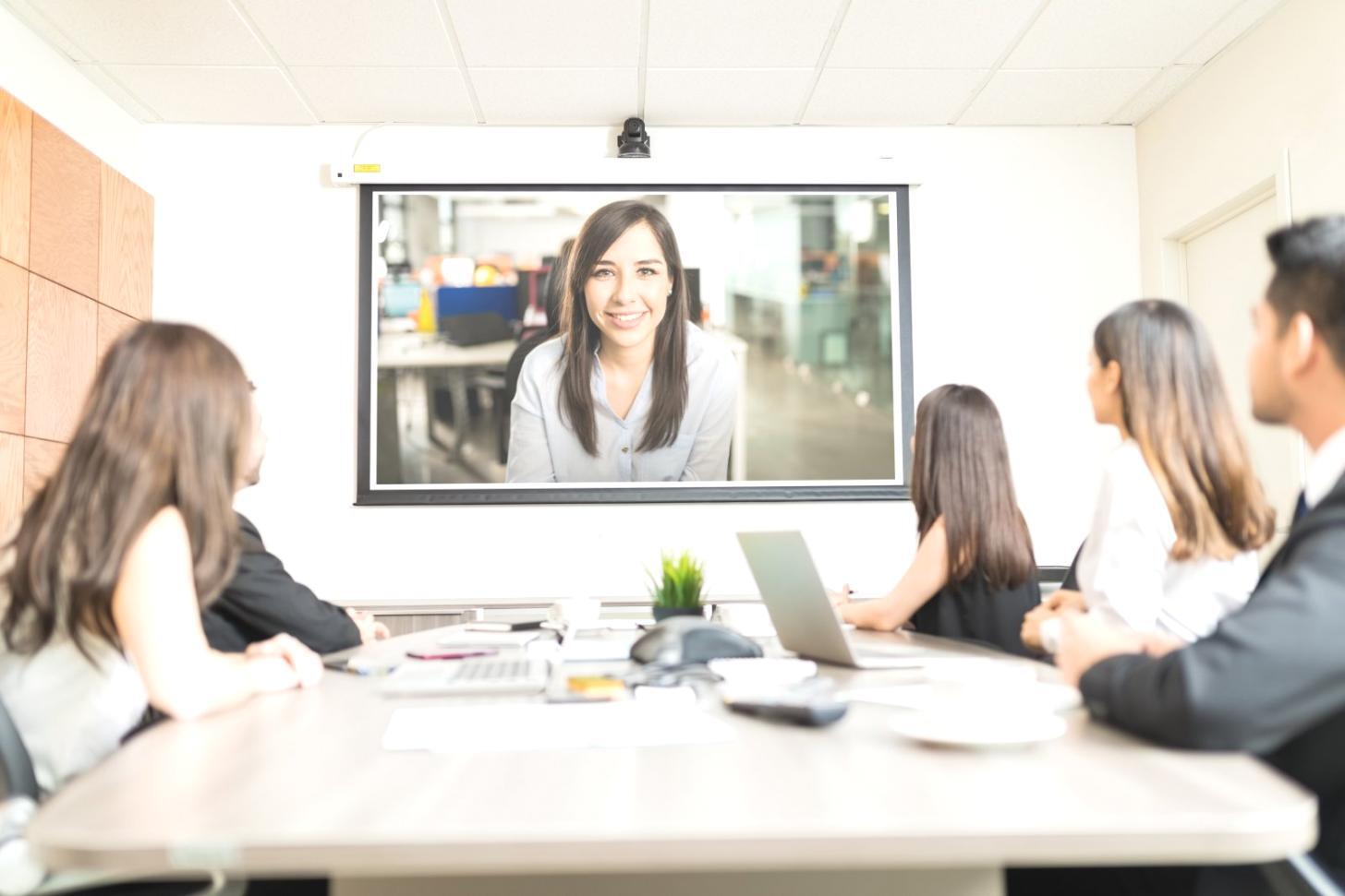 Praktische Mobile SEO Analyse auf verschiedenen Geräten